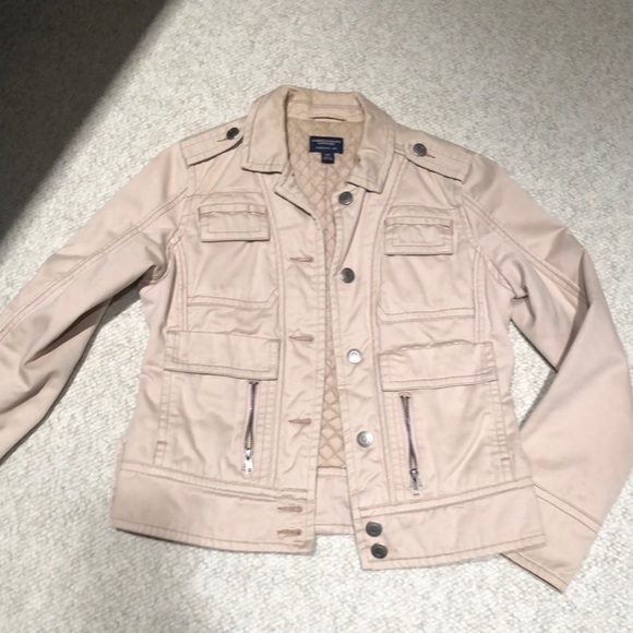 American Eagle Outfitters Jackets & Blazers - 🌺 Awesome jacket by American Eagle Outfitters!